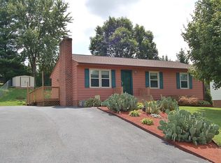 5431 N Garden Ln, Roanoke, VA 24019