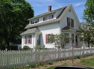 10 Florence St, Natick, MA 01760