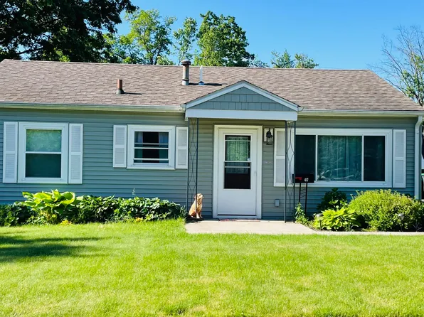 417 W 7th St, Hobart, IN 46342