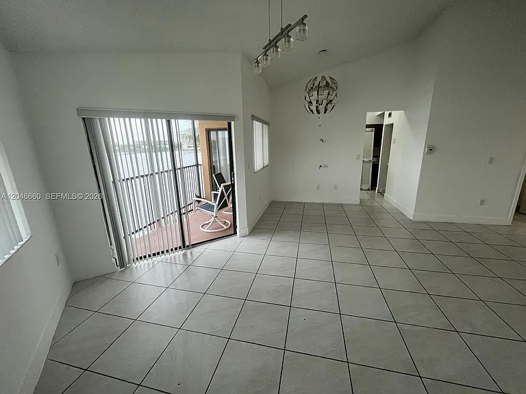 15545 Miami Lakeway N #303 — Photo 7