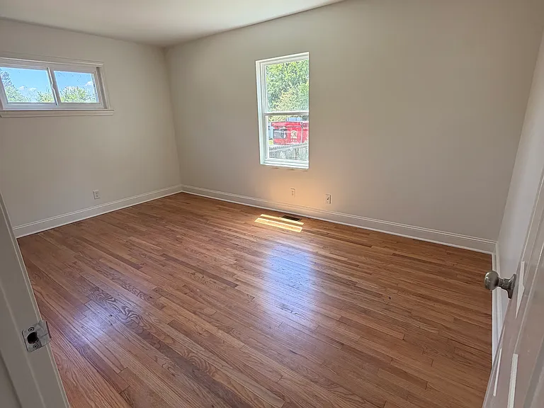 1438 Ely Rd — Photo 15