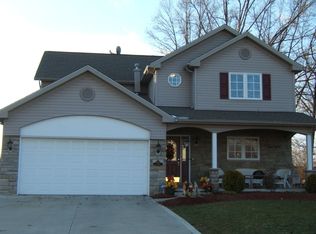 6474 Dale Dr, Brookpark, OH 44142