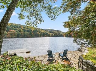 17 Wee Wah Rd, Tuxedo Park, NY 10987