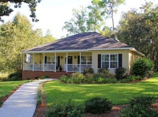 100 Hunters Gln, Thomasville, GA 31792