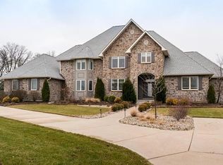 219 N Mosley Rd, Saint Louis, MO 63141