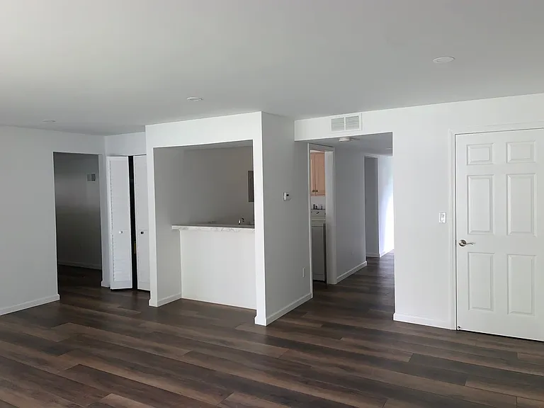 18233 University Park Dr — Photo 10