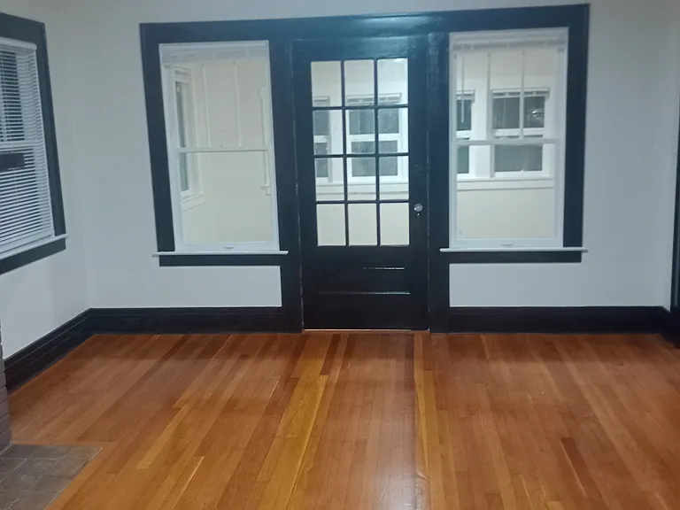 123 Onondaga Ave #2 — Photo 10