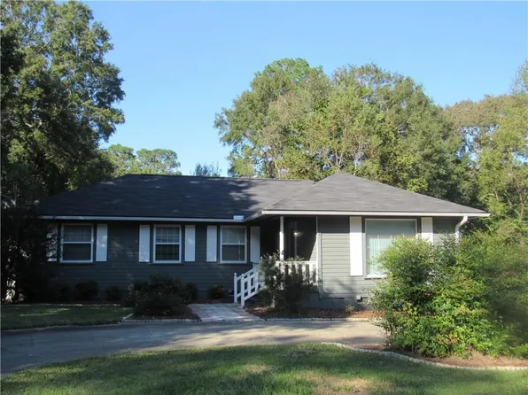 212 Valley Rd, Chickasaw, AL 36611