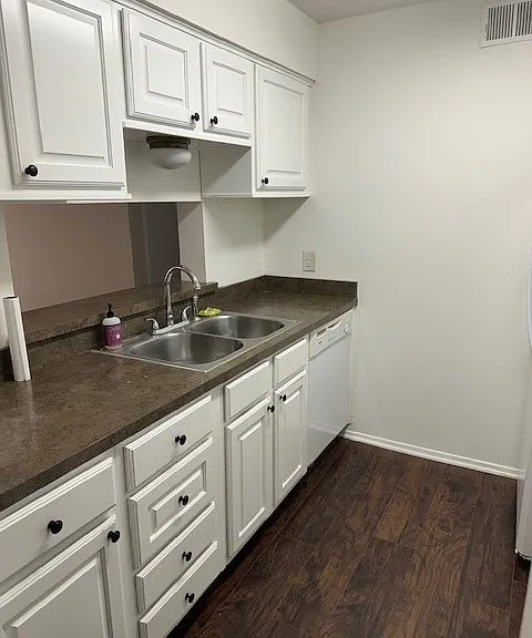 218 N Texas Blvd #201 — Photo 3