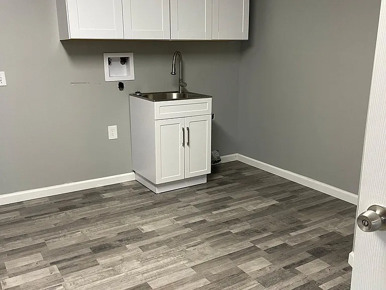 19 Beach Blvd — Photo 24
