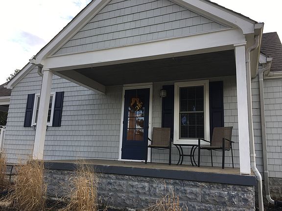 3rd image of 215 Plyleys Ln
