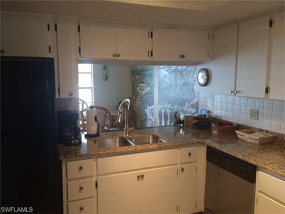 3rd image of 131 SW 47th Ter APT 104