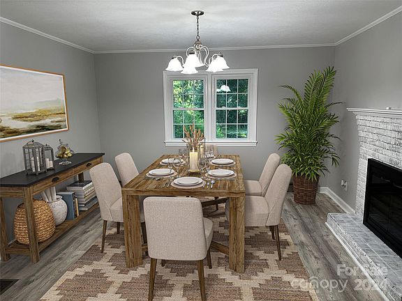 4th image of 190 Forest Hill Dr