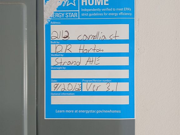4th image of 2113 Camellia St