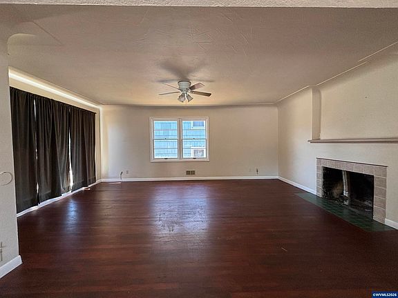 5th image of 1551 Market St NE