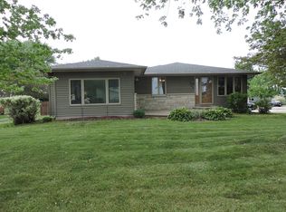 144 E Main St, HILBERT, WI 54129