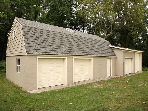 2nd image of 2085 104th Ave