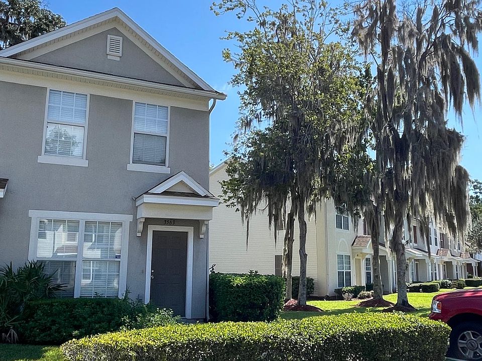 natural landscaping and preserve make it feel like "Home"