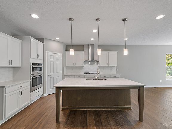4th image of 4902 Shadow Hawk Dr #67