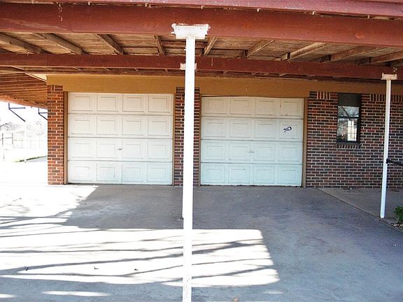 4th image of 836 County Road 114