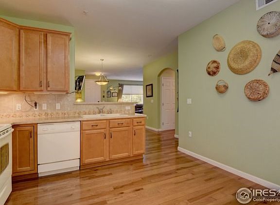 Back splash & lighting