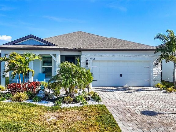 2nd image of 8753 Coastal Key Way