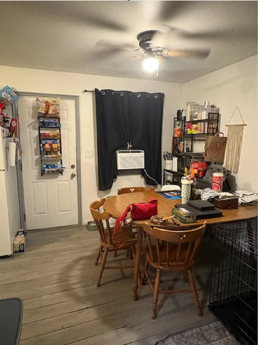2 bed, 900 sqft, $1,300 — Photo 4