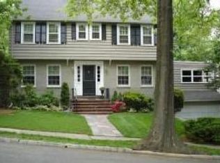 27 Clonavor Rd, West Orange, NJ 07052