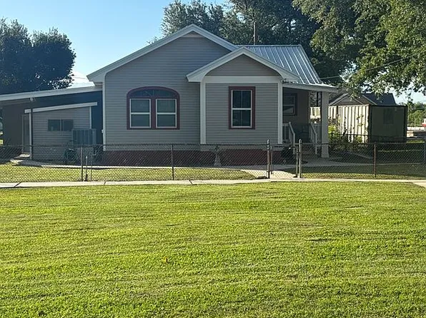 114 Nicol Ln, Golden Meadow, LA 70357