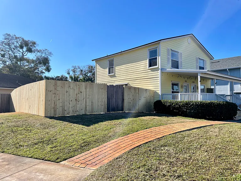 2217 Pine Pl — Photo 19