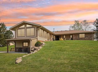 3349 N Golden Lake Rd, Oconomowoc, WI 53066