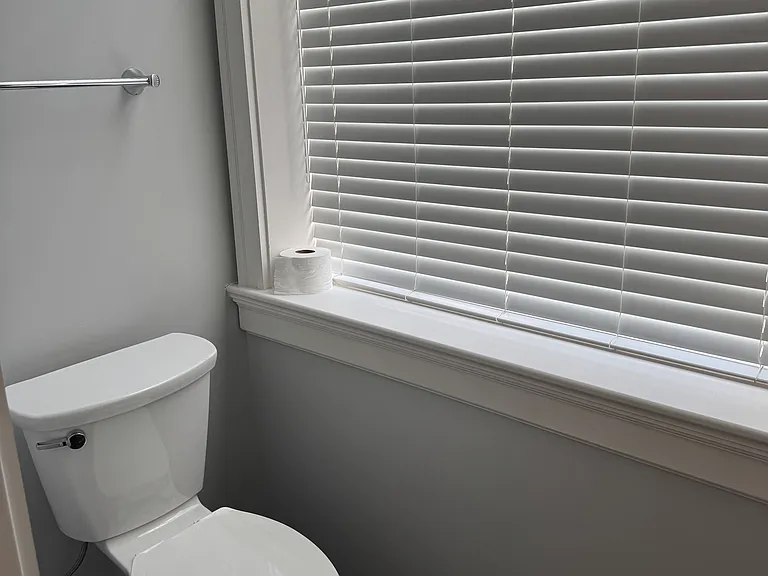 800 N Rendon St #206 — Photo 15