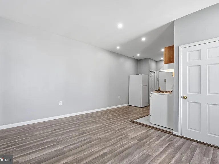 4721 Melrose St #23 — Photo 12