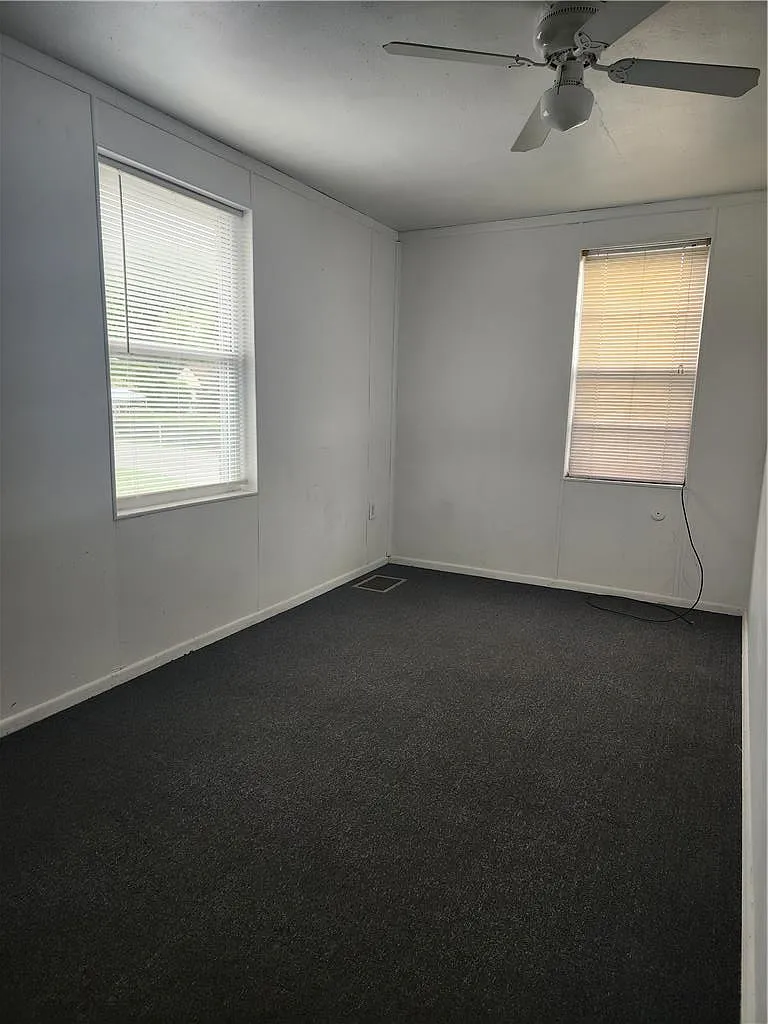 1 bed, 1.0 bath, 725 sqft, $1,000 — Photo 4