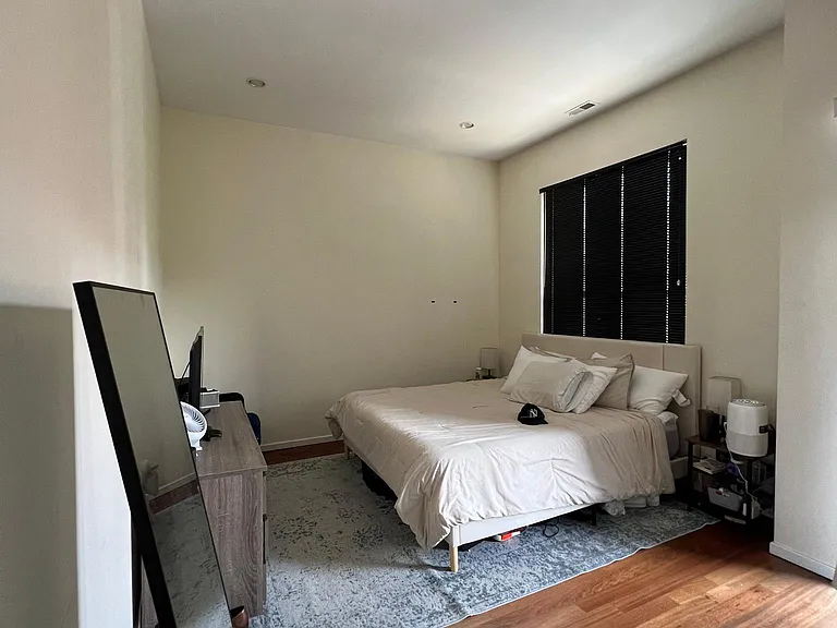 1719 N Western Ave #3 — Photo 8