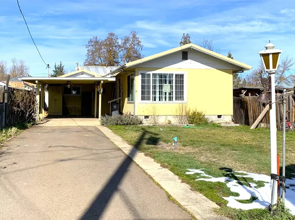 471 Grand Ave, Central Pt, OR 97502