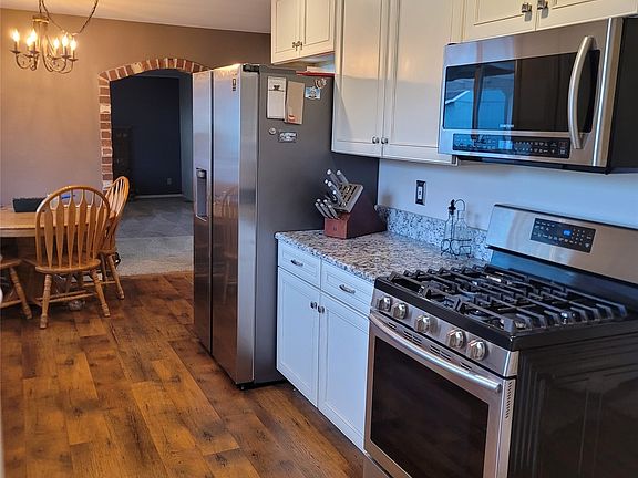 5th image of 1117 17th Street SE