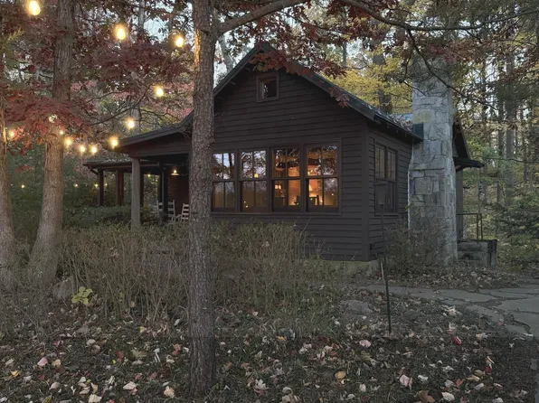 1489 Whitings Neck Rd, Martinsburg, WV 25404