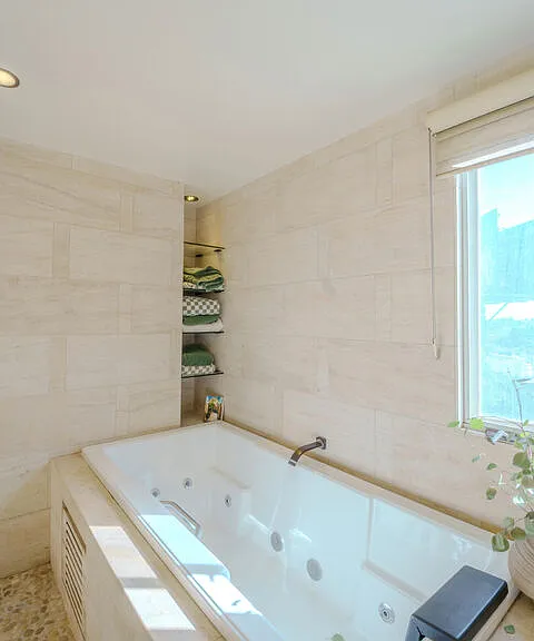 1278 S Camden Dr #301 — Photo 16