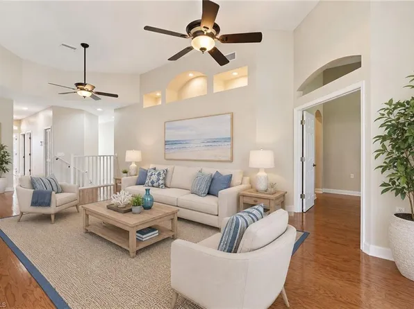 10462 Autumn Breeze DR #202, ESTERO, FL 34135