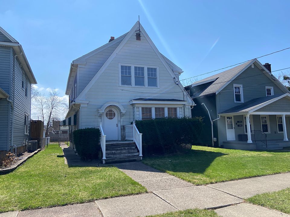 1st image of 2443 Pierce Ave #2