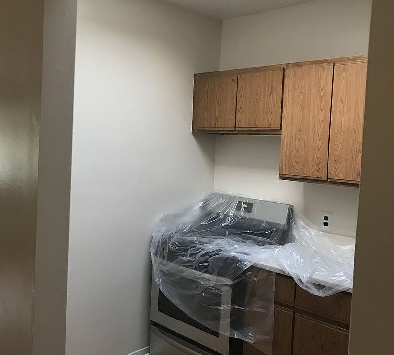 1st image of 671 Park Ave