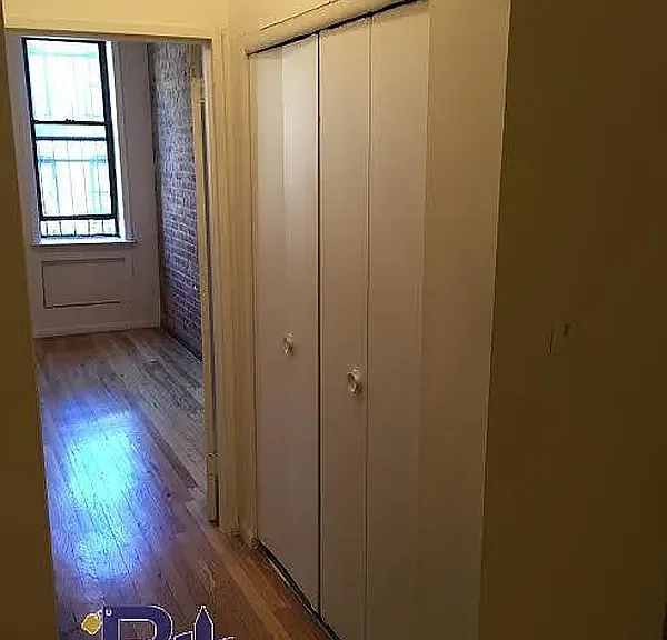 325 E 92nd St #4B — Photo 5
