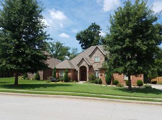 1090 Hunters Pointe, Bentonville, AR 72712