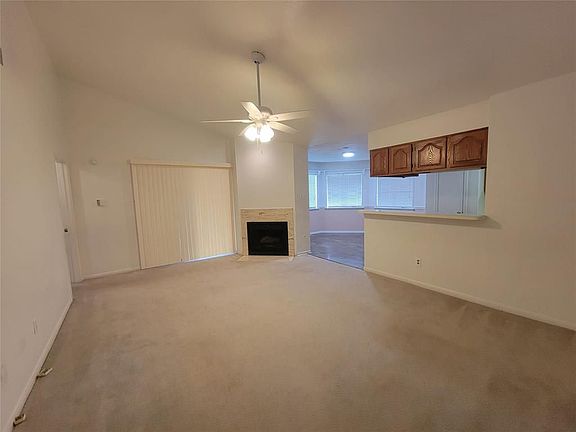 3rd image of 6907 Prairie Village Dr