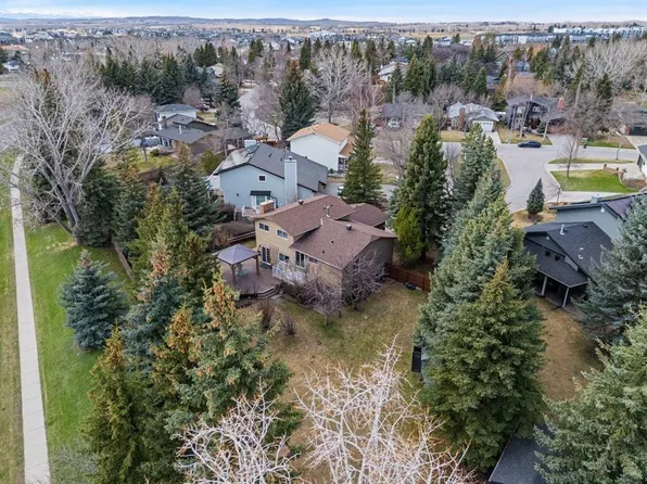 504 N Suntree Pl, Okotoks, AB T1S 1B9