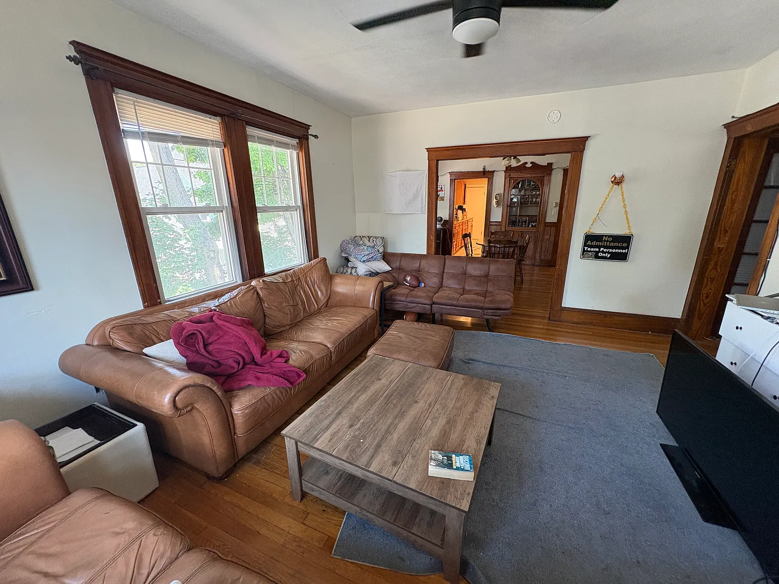 3 bed, $3,400 — Photo 2