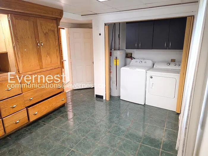 12409 Salient Ln — Photo 18