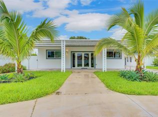 Glenroyal Sub, Miami, FL 33125