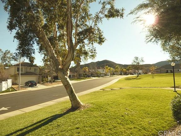 4th image of 37529 Vineyard Knoll Dr